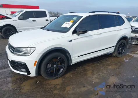 2019 Volkswagen Tiguan 2.0T Se/2.0T Sel/2.0T Sel R-Line/2.0T Sel R-Line Black из США, поврежденный, VIN 3VV3B7AXXKM098340